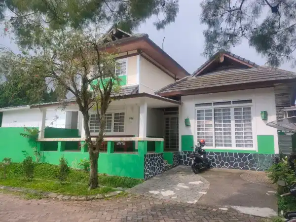 Villa Angga 4 Bedroom Jepang Kota Bunga