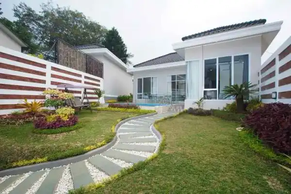 Villa Nirvana 2 Kamar Cisarua - Villa di Puncak